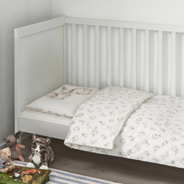 این ست روتختی با طرح مینیمال خود بهراحتی با تمامی فضاها و تخت ها میکس می شود.