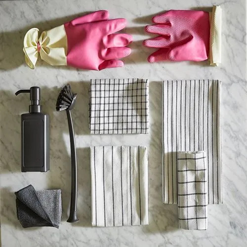 شما می توانید ست کامل ظرفشویی را در دو رنگ مشکی و سبز از ایکیا تهیه کنید